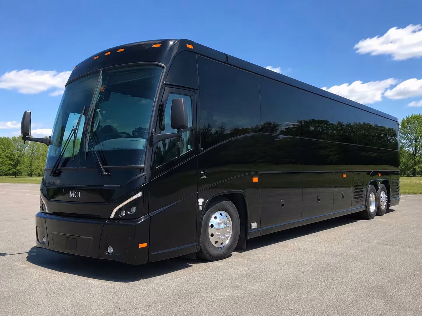concert and game day charter buses from southfield to detroit