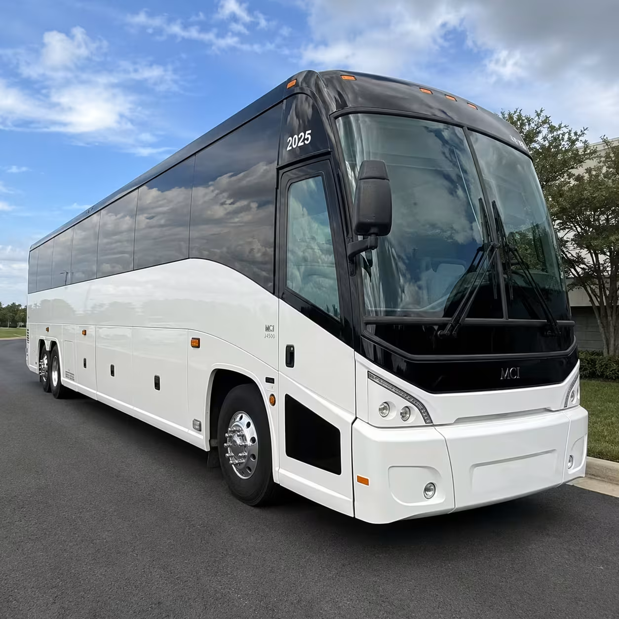 meadow brook amphitheatre group transportation from southfield