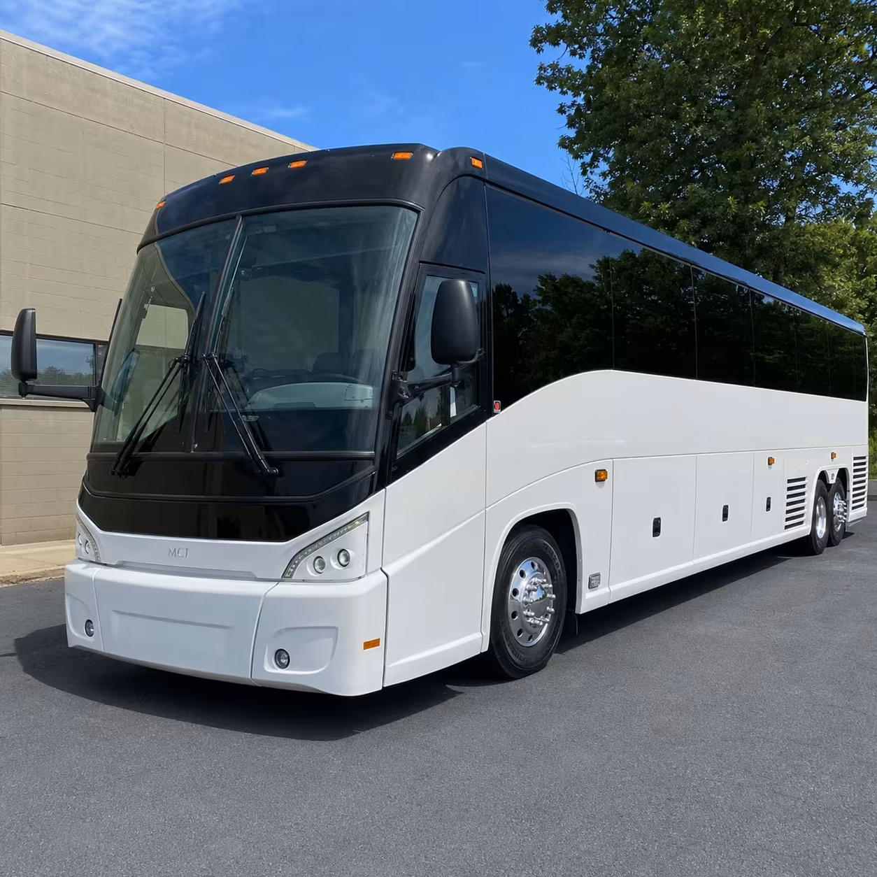 southfield charter bus rentals to ford field for lions games