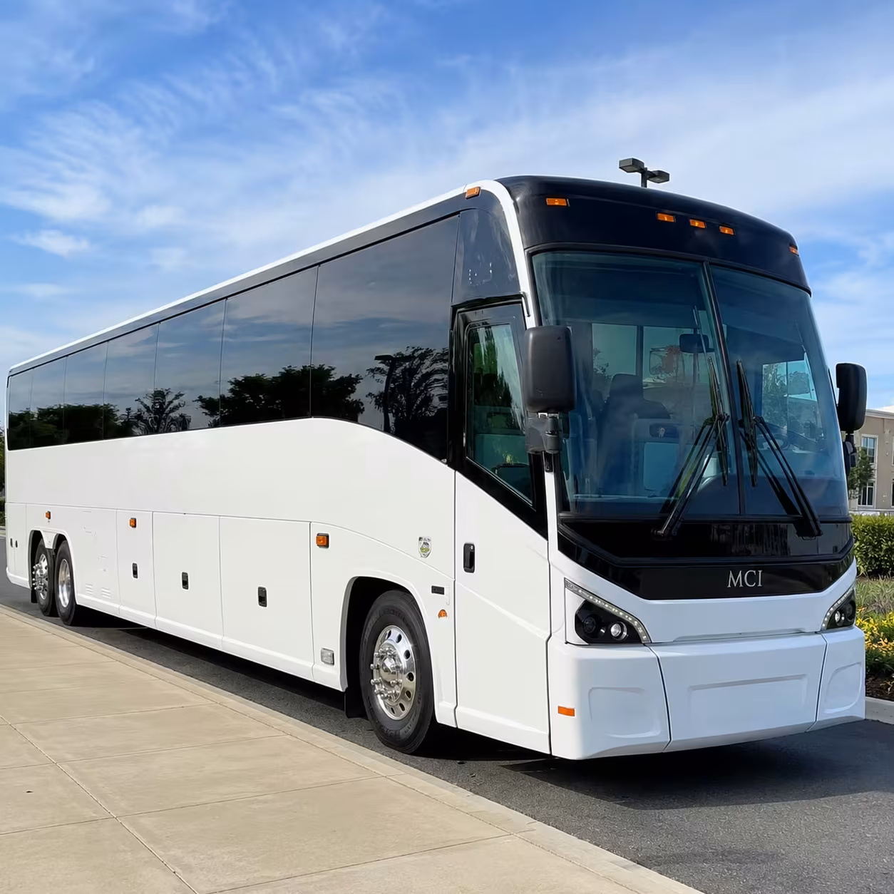 southfield charter bus rentals to michigan lottery amphitheatre
