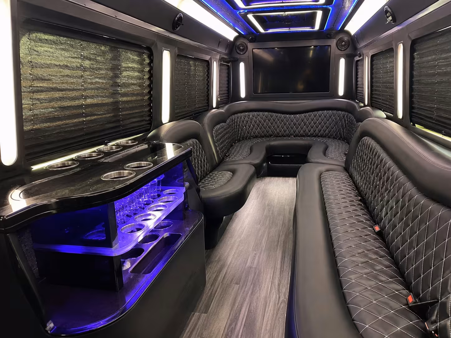 southfield prom party bus rentals for the whole group